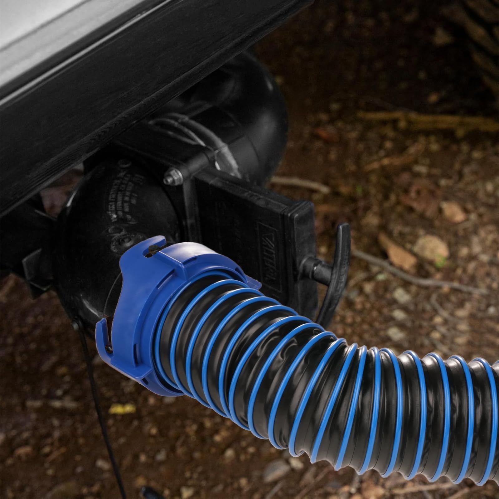 SheeChung leak-proof swivel fittings ensure mess-free connections during setup.