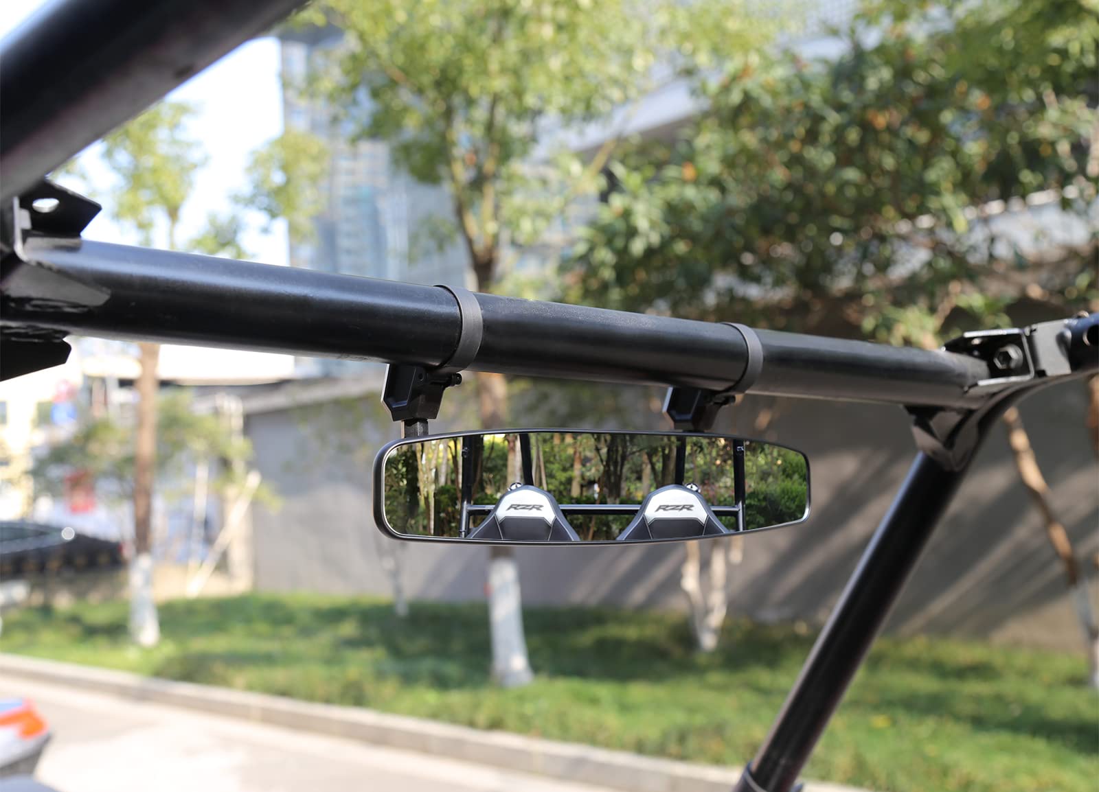 SHEJISI UTV mirror works with retrofit roll cages for broader compatibility.