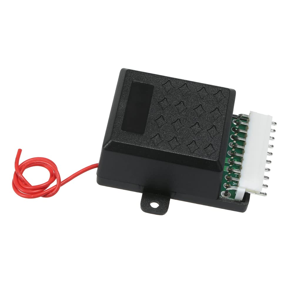 Shkalacar in-car usage scenario shows quick access during errands.