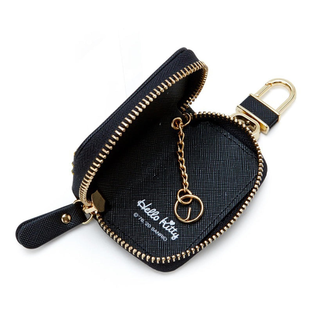 SHSAIEDHA embroidered bag with metal hook keeps keys handy and easy to access.