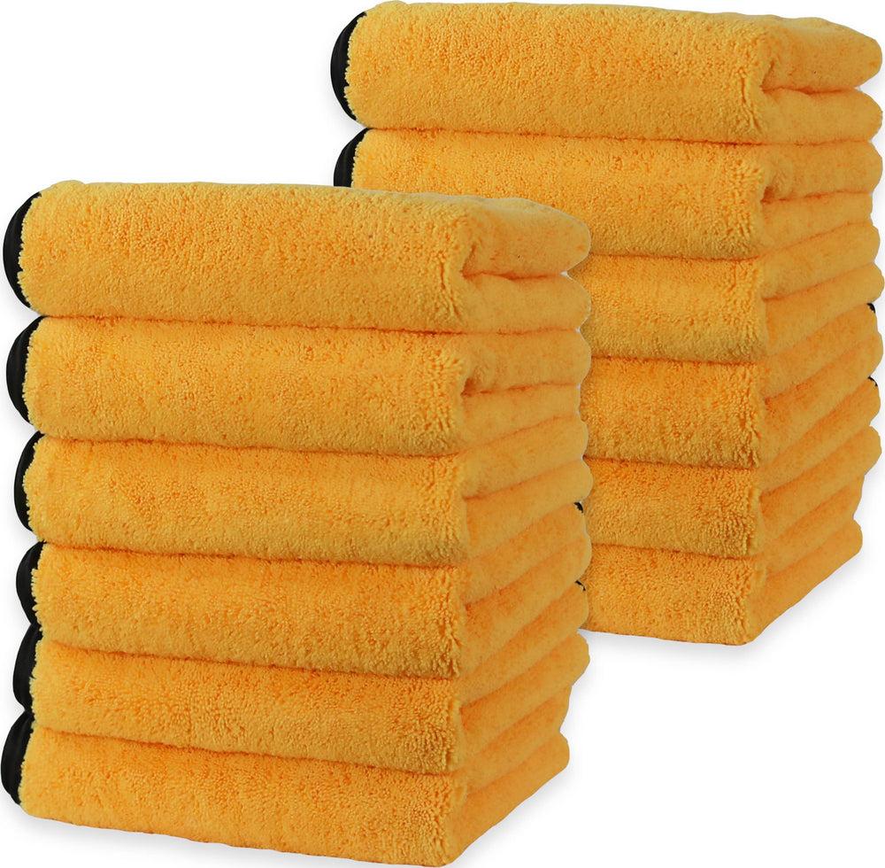 Simple Houseware dual-sided microfiber towel with plush and soft texture for quick soaking and buffing.