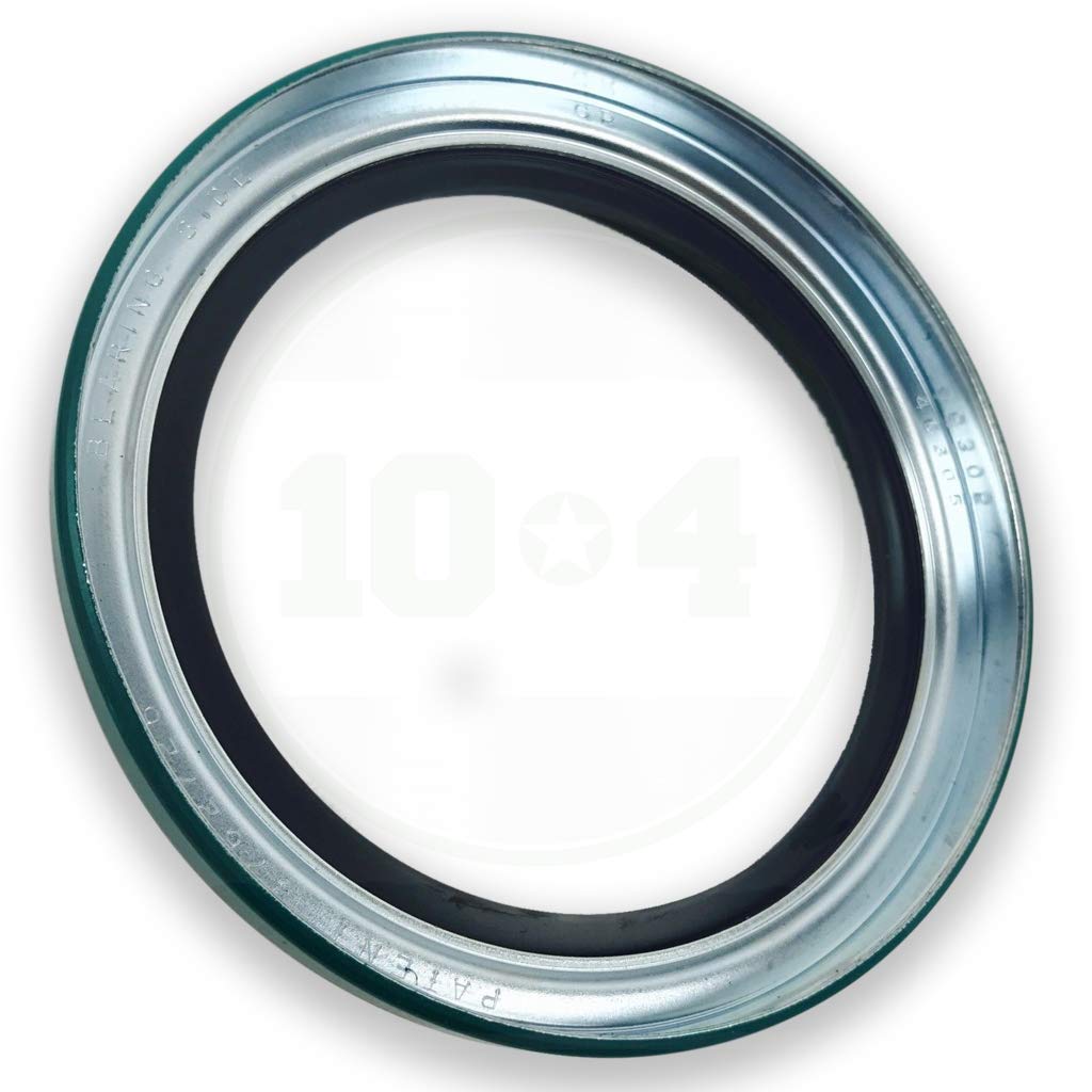 SKF Scotseal Classic Seal 46305 close-up with precision edge for reliable sealing.