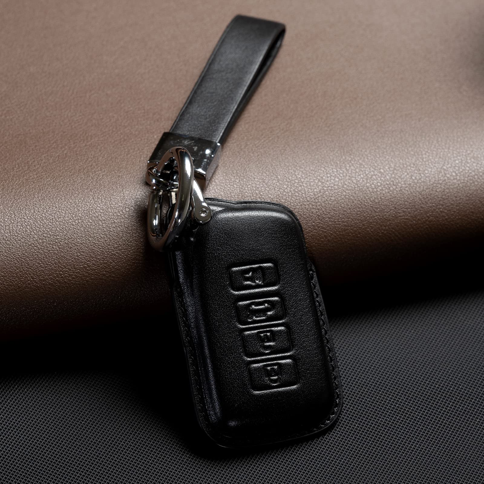 Smyfob Lexus key fob protector provides 360-degree fit while preserving shape