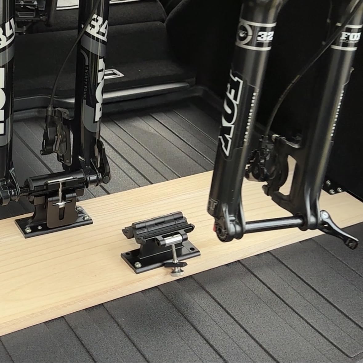 Snap Fork with axle preinstalled demonstrates universal fit across thru-axle sizes