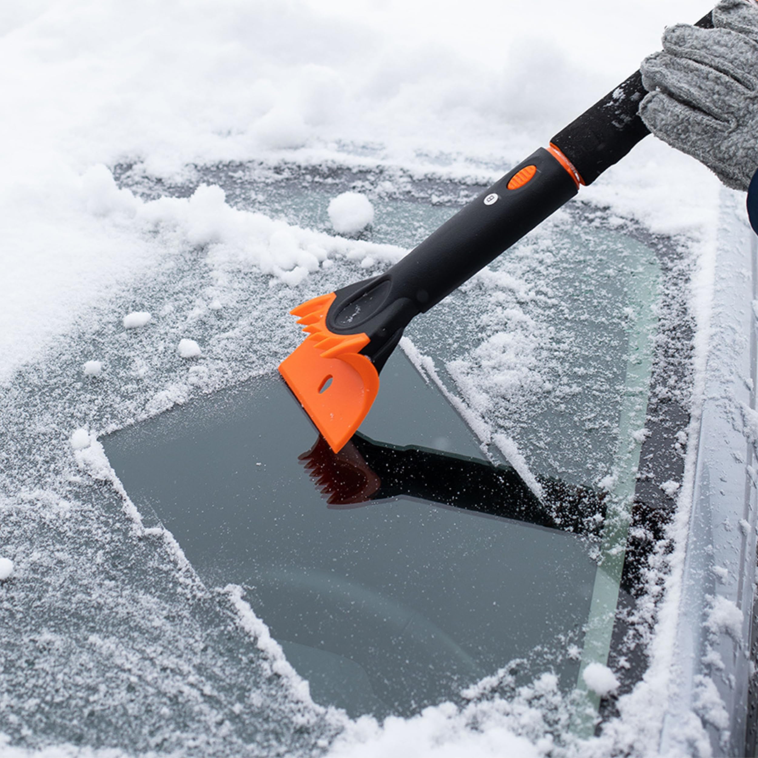 Snow MOOver 11-inch brush head covers wide surfaces efficiently.