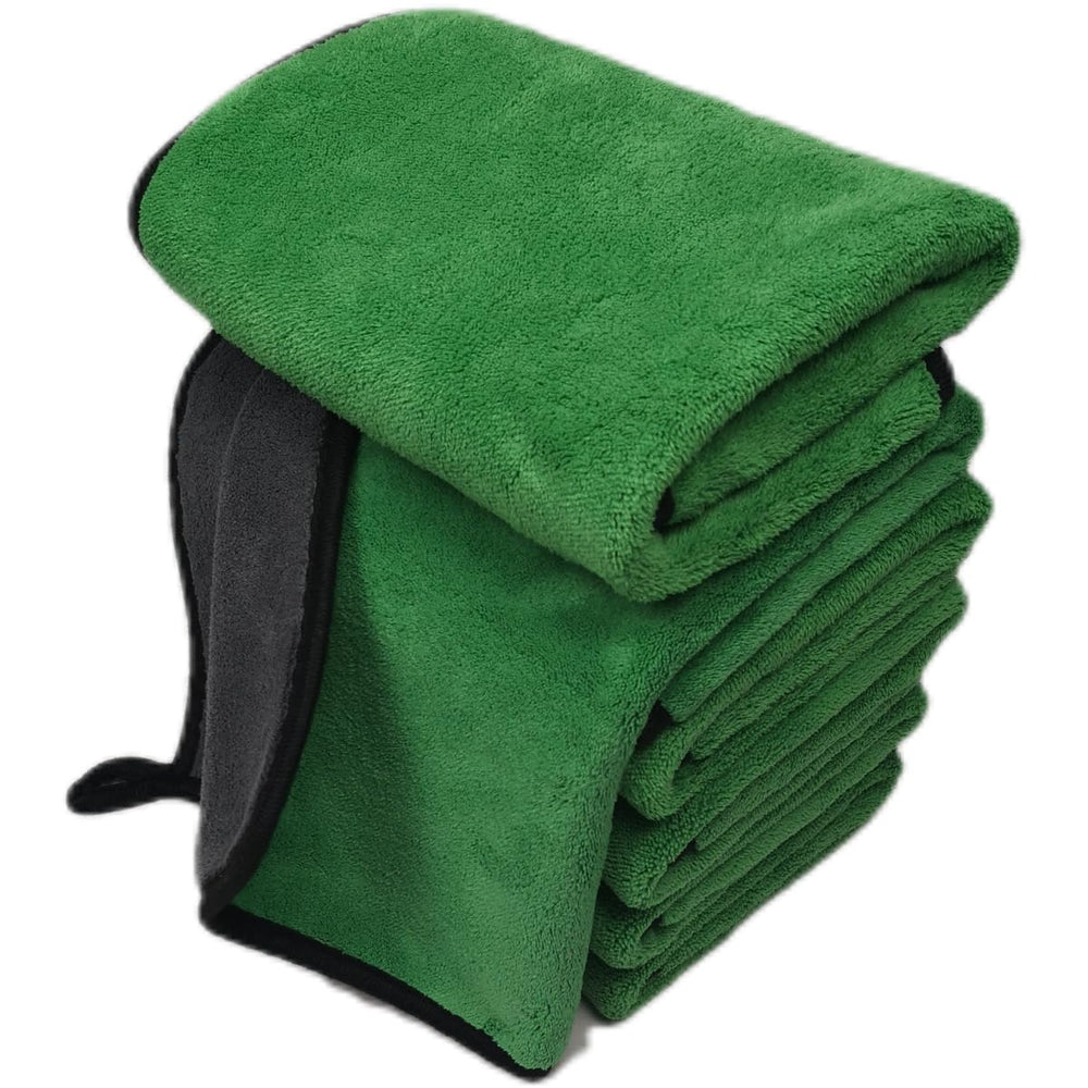 SOFTBATFY Ultrasoft towel double-side plush for scratch-free car drying.