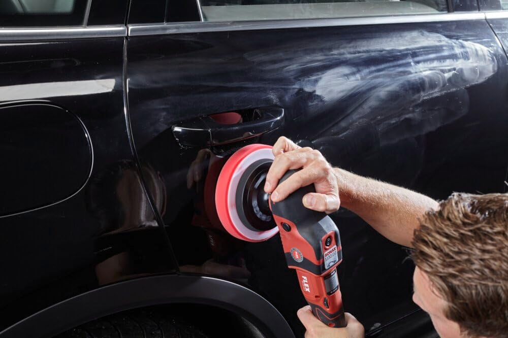 Easy wipe-off finish after polishing in humid environments