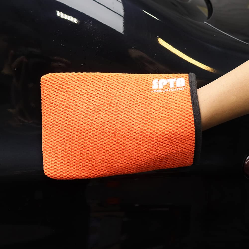 SPTA Dual‑sided mitt provides wide coverage across curves