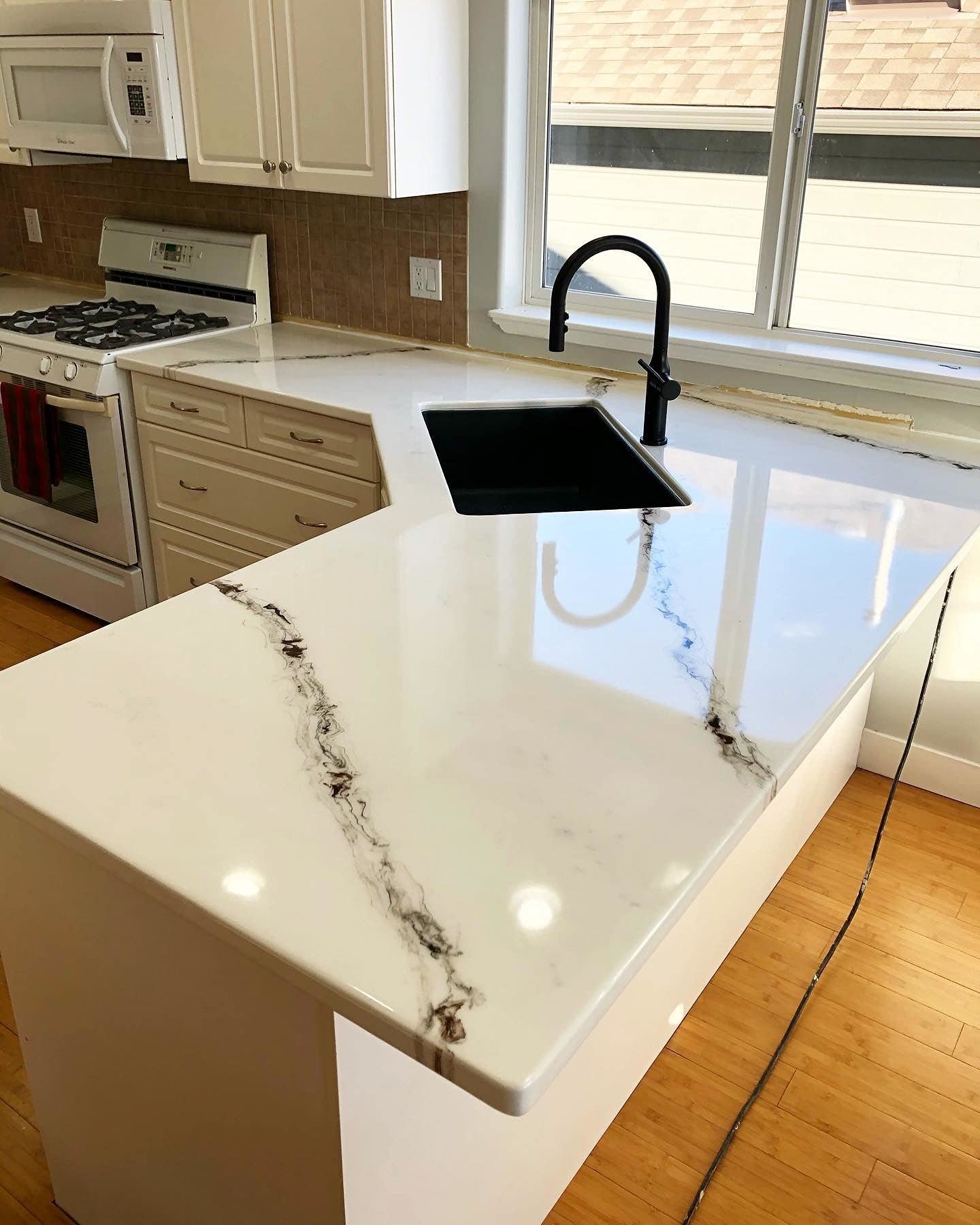 Stone Coat Countertops epoxy-resin finish delivers crystal gloss