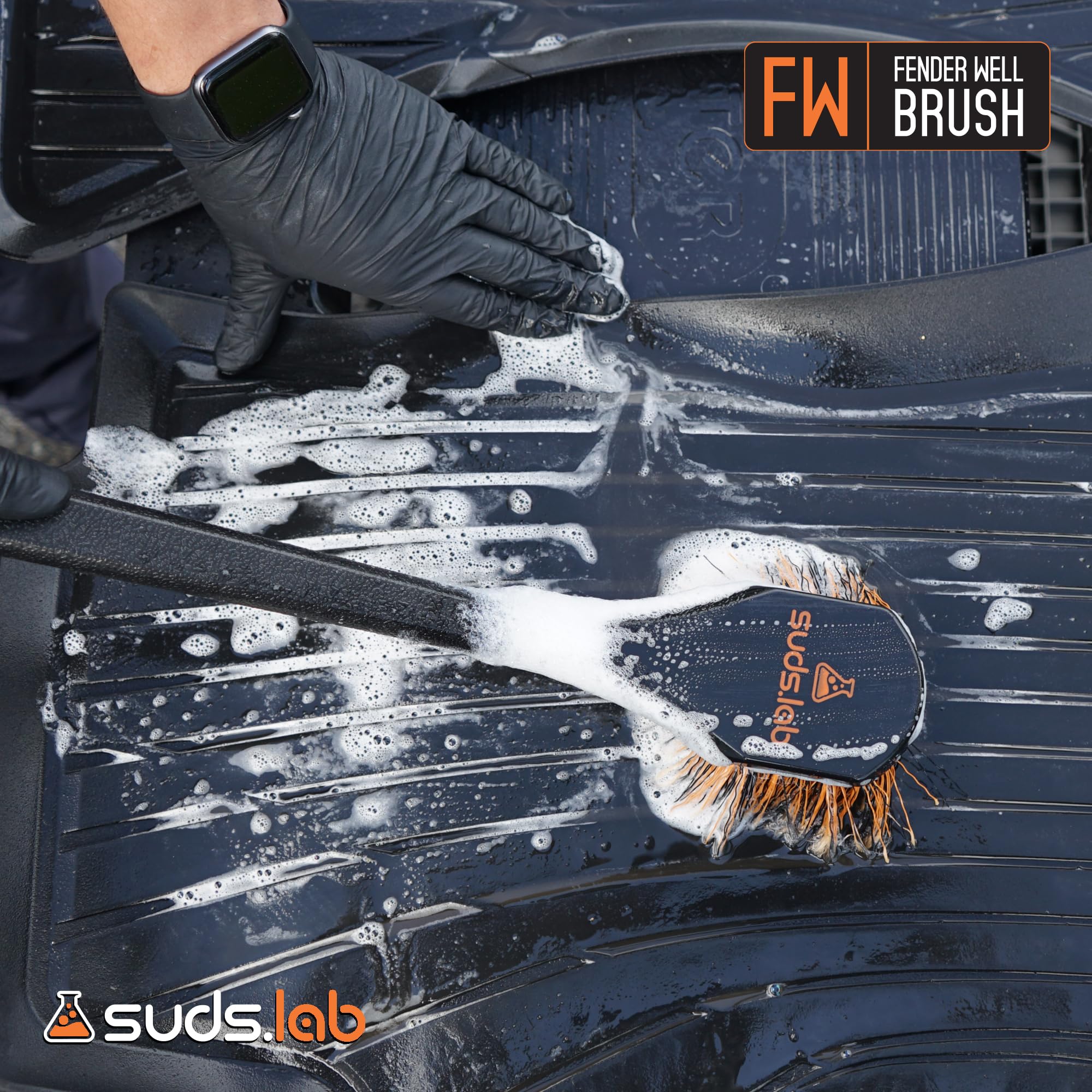 Suds Lab FW Fender Cleaning tool cleans fender flares and bumpers with ease.