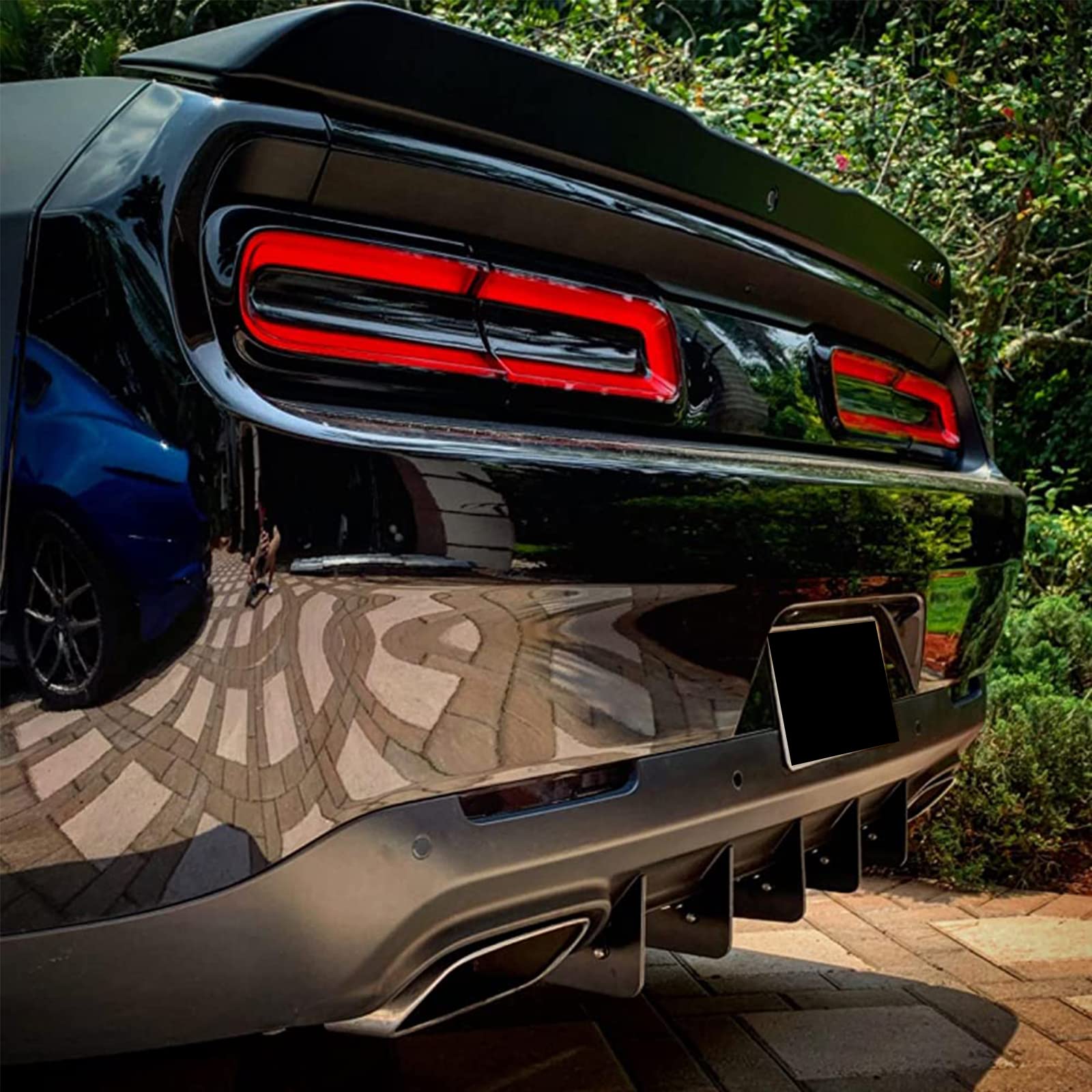 Sunluway rear bumper diffuser adds a bold silhouette to Challenger