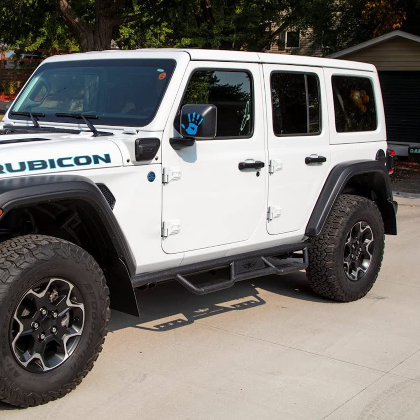 SUNPIE front and rear mud flaps provide full vehicle coverage.