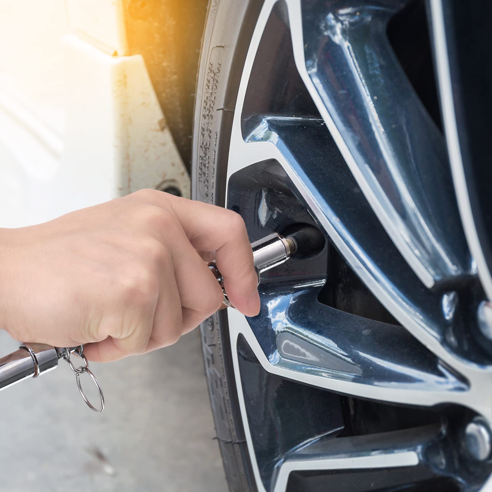 Tallew long stem helps keep hands clean when measuring inner wheels.