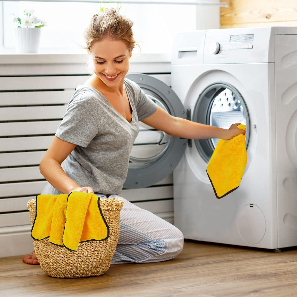 Tallew reinforced-edges microfiber cloths resist fraying during cleaning sessions.