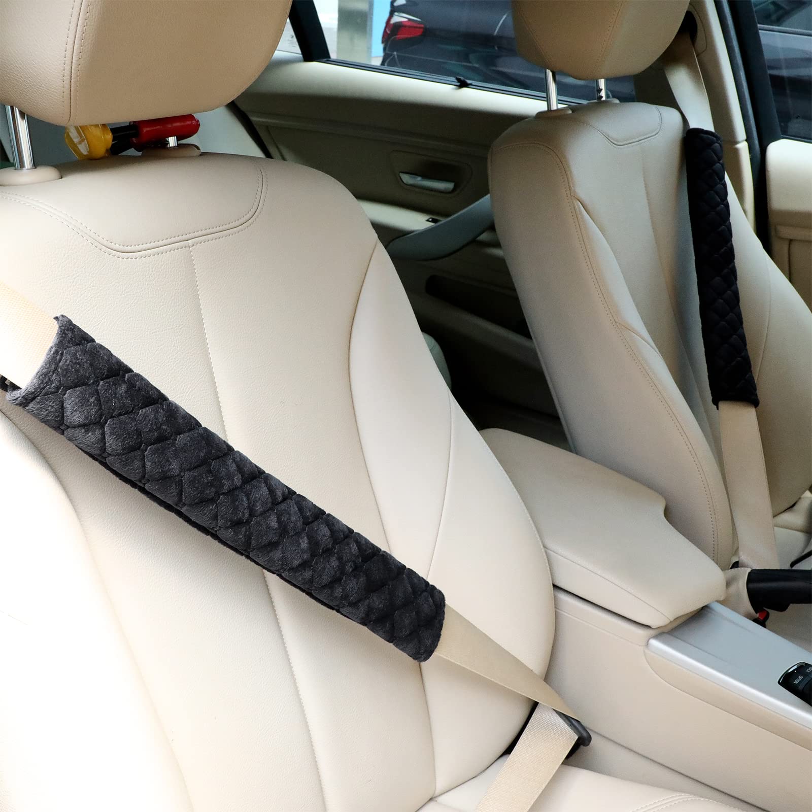 Tatuo 4-pack black seatbelt pads enhances car interior while protecting shoulders.