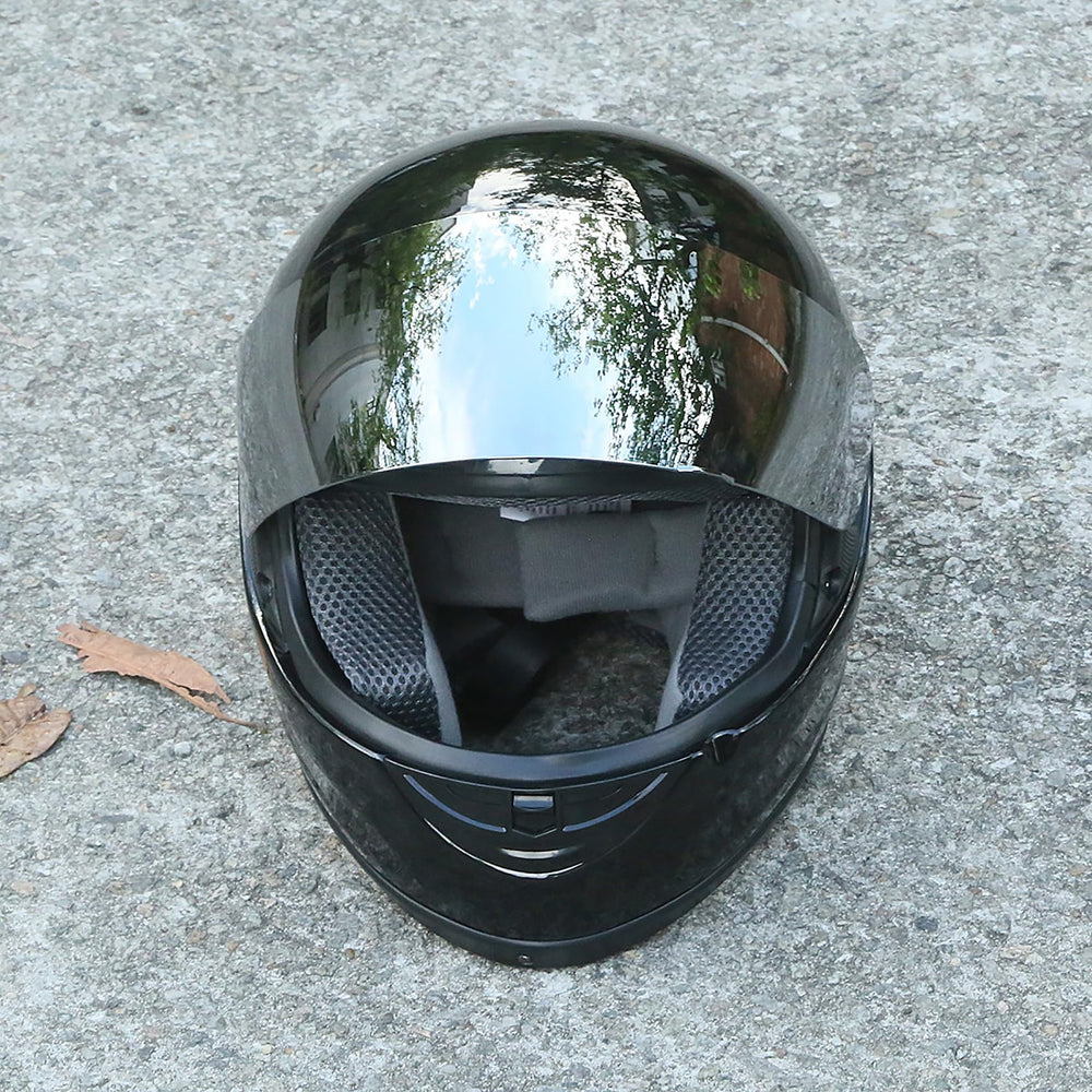 TCMT full-face helmet anti-scratch shield keeps vision sharp and scratch-free