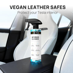 TEBASIC steering-wheel-clean shows quick wipe-down for refreshed grip.