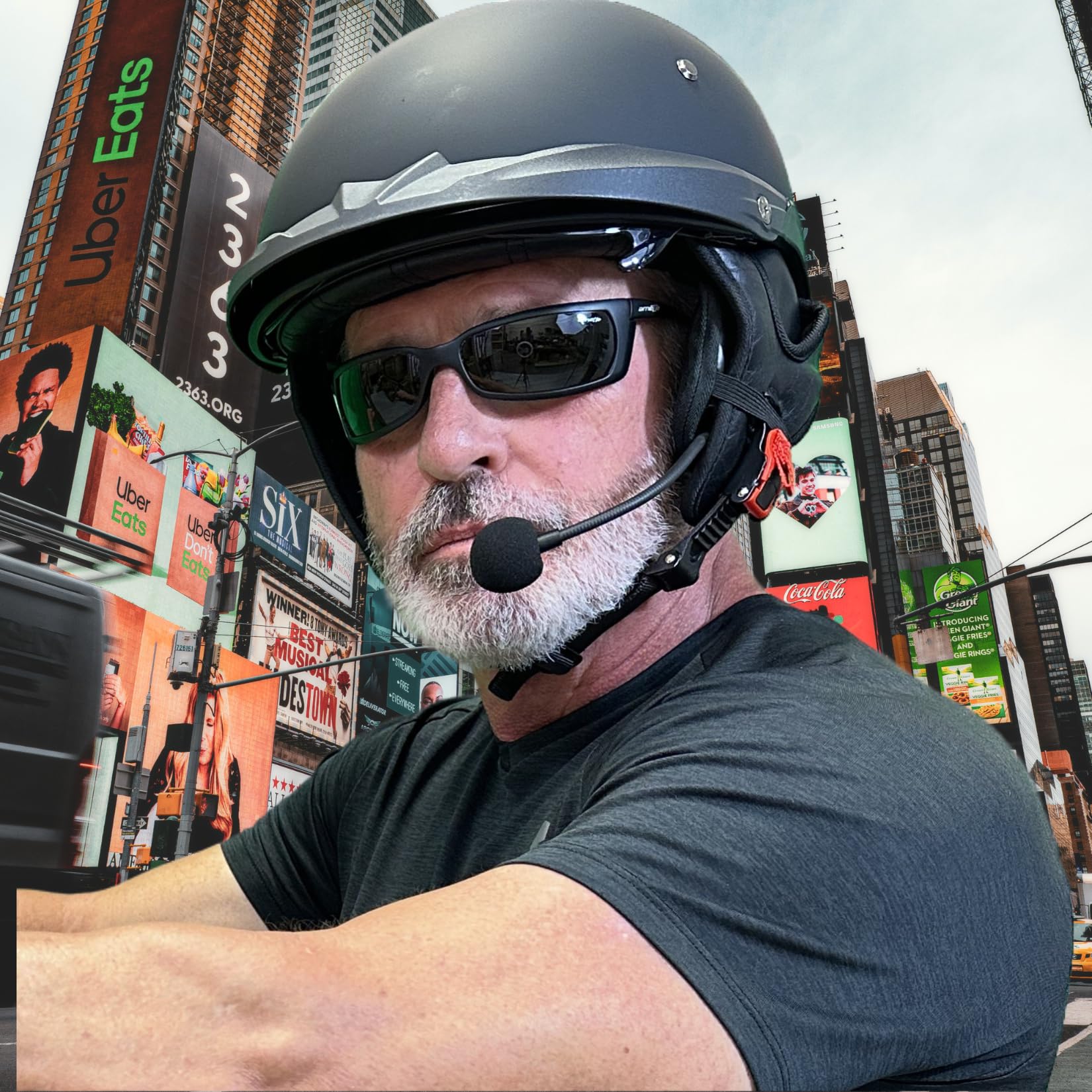 The Helmet Shop elastic strap holder keeps pockets in place during rough riding.