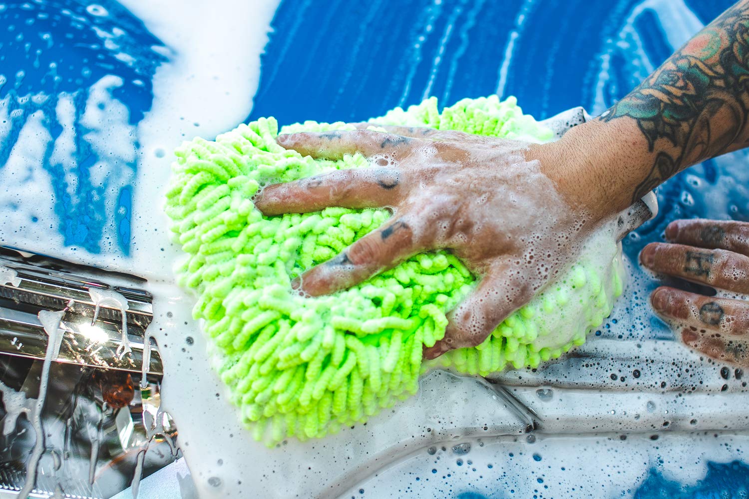 The Rag Company machine-washable mitt dries quickly after use