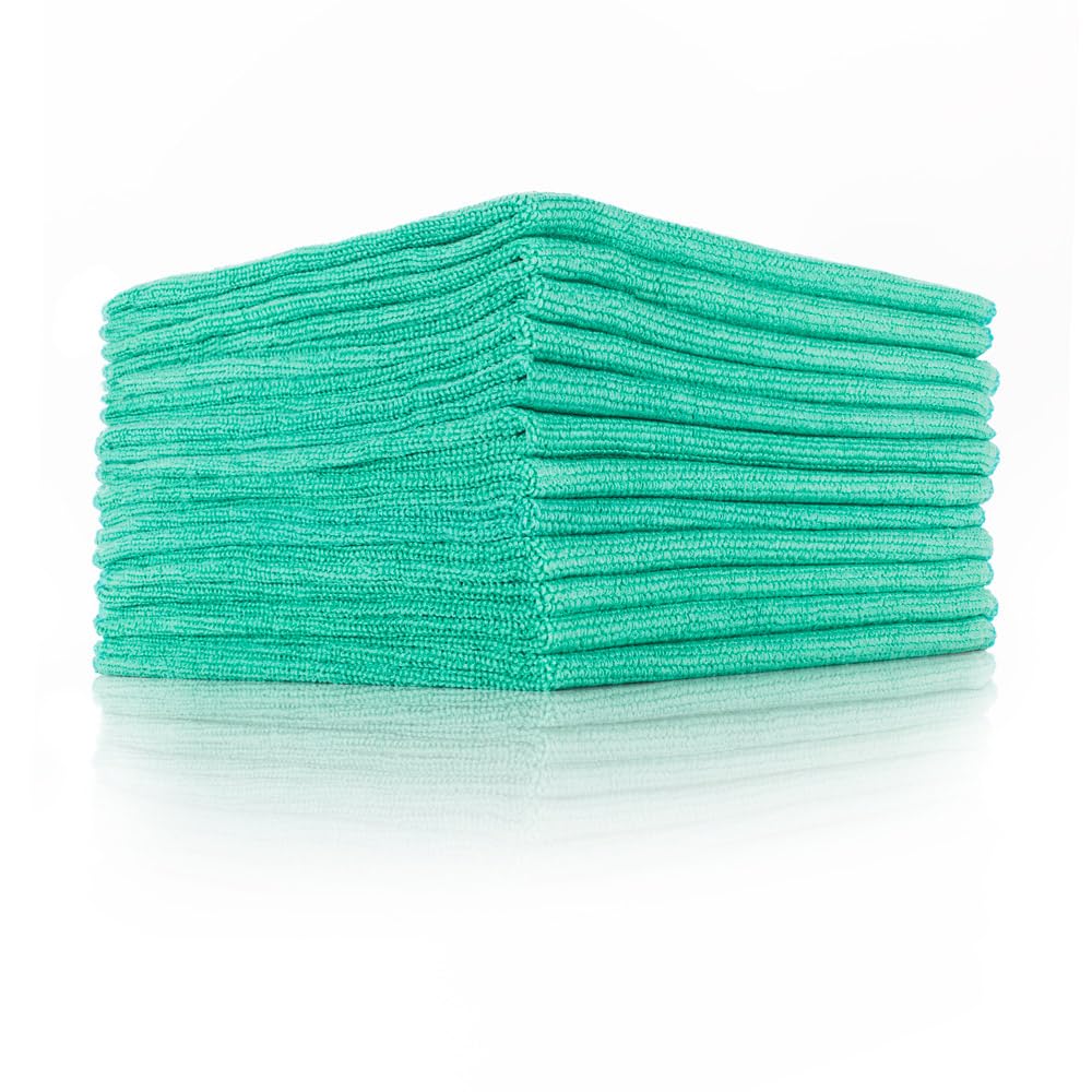 The Rag Company The Pearl towel density closeup shows a dense microfiber layer for scratch-free polishing.