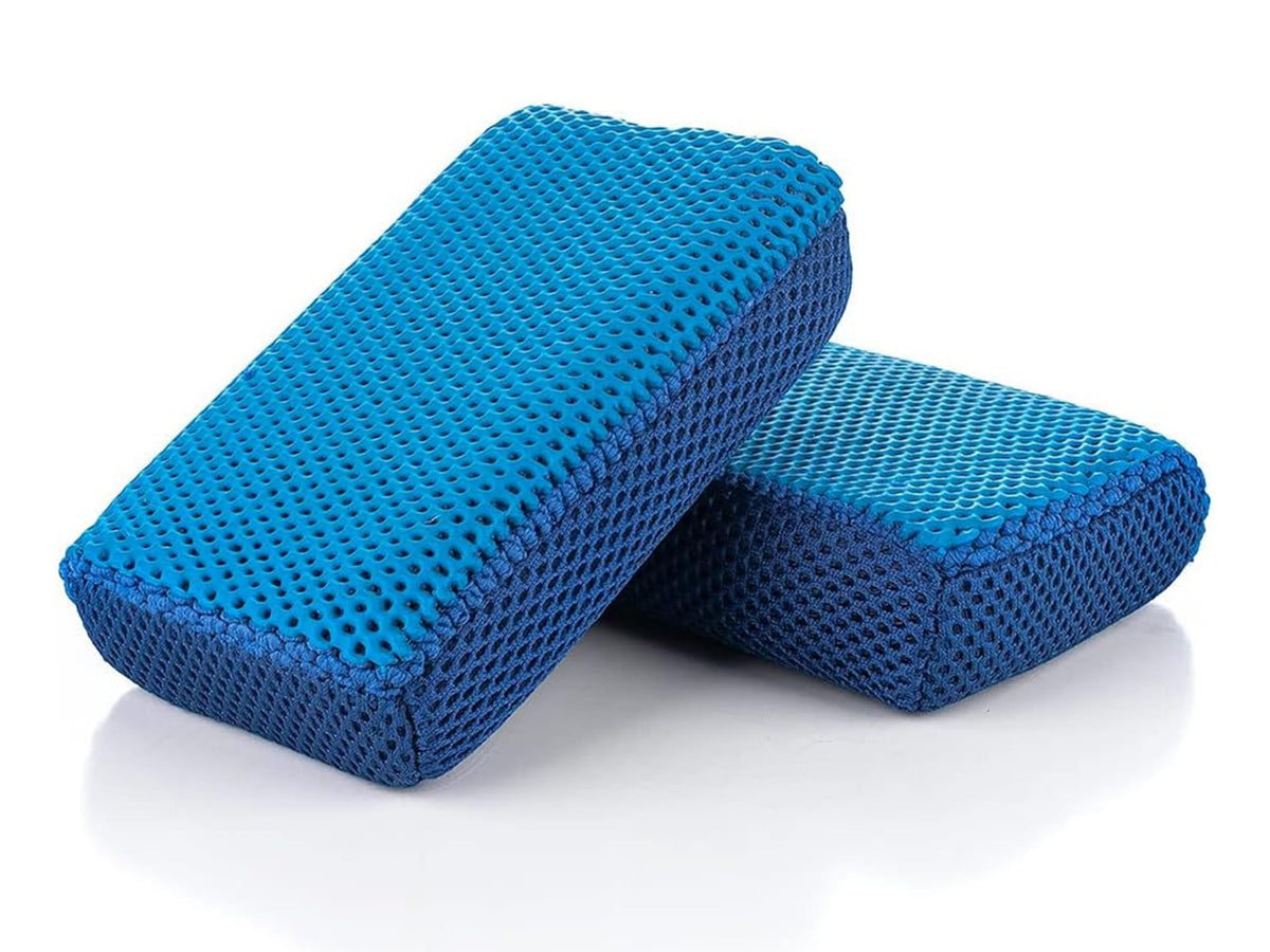 The Rag Company Ultra Clay Scrubber dual sided design supports scrubbing and clay work.