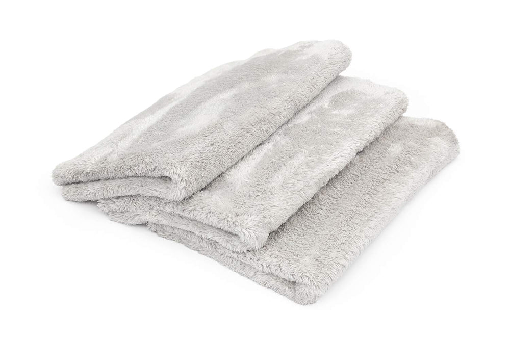 Rag Company Eagle Edgeless 500 microfiber texture for gentle, effective buffing.