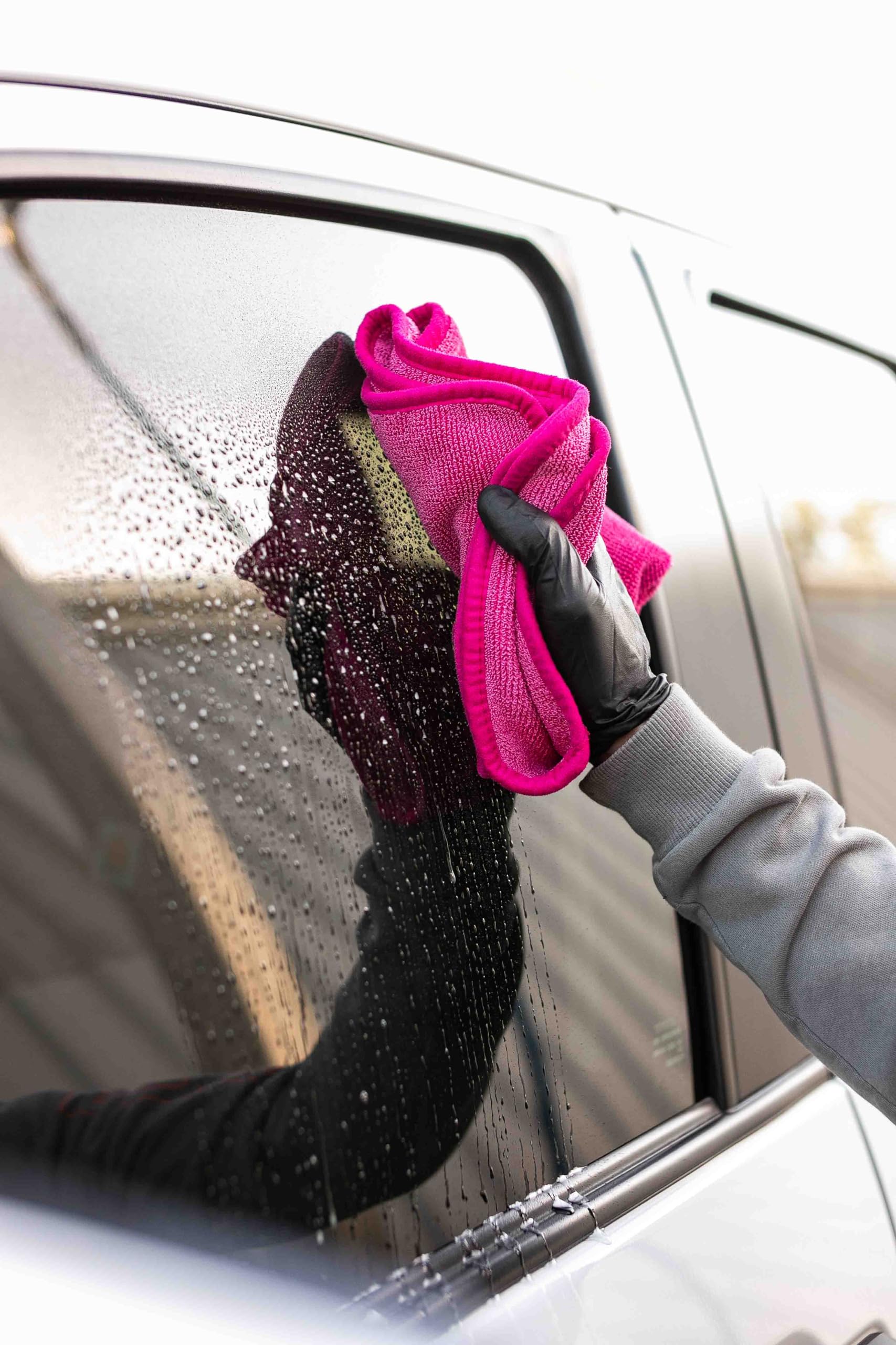 FTW 550gsm microfiber towel maintains softness after washes