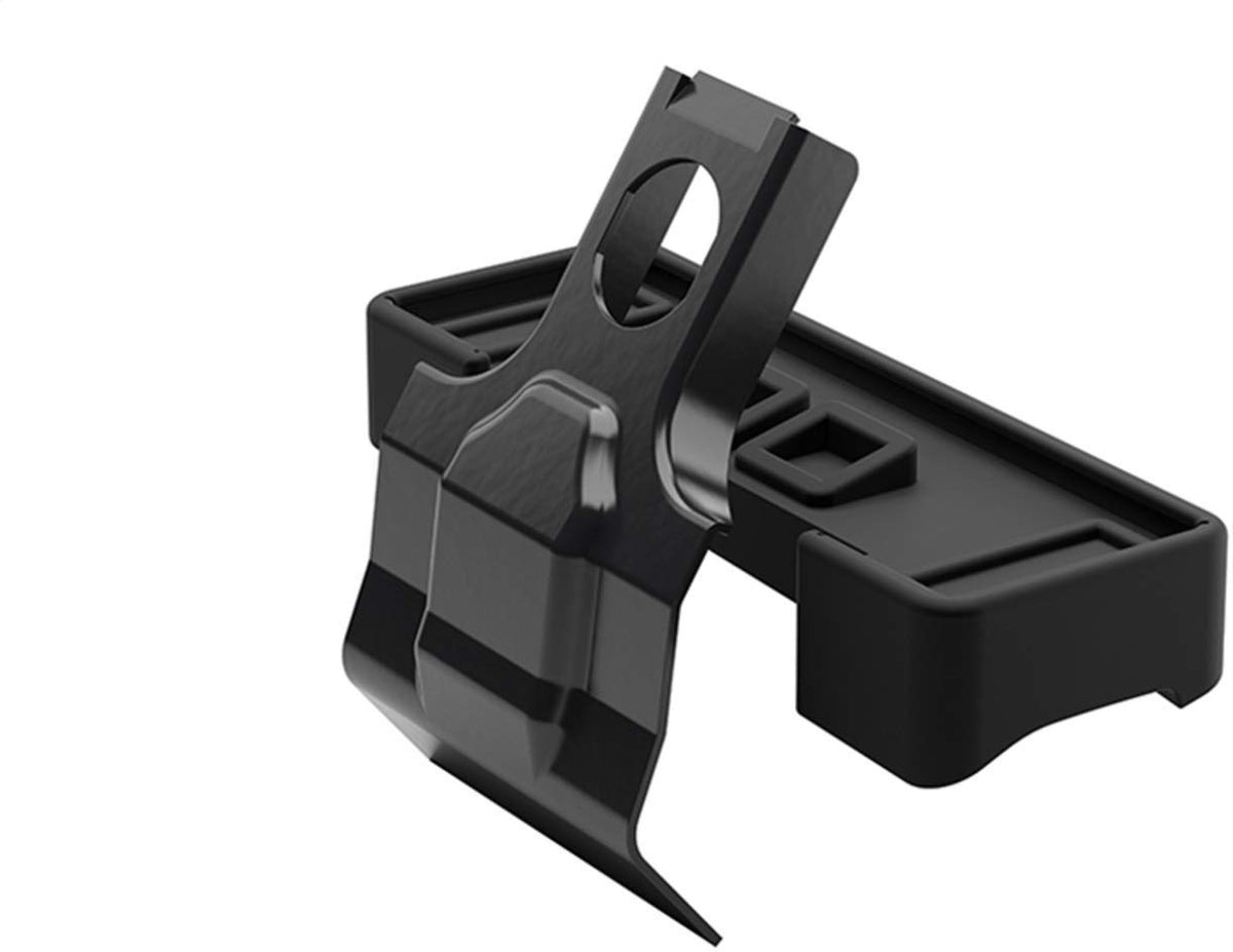 Thule Evo flush-fit kit 6047 enabling secure roof rack mounting on naked roof vehicles
