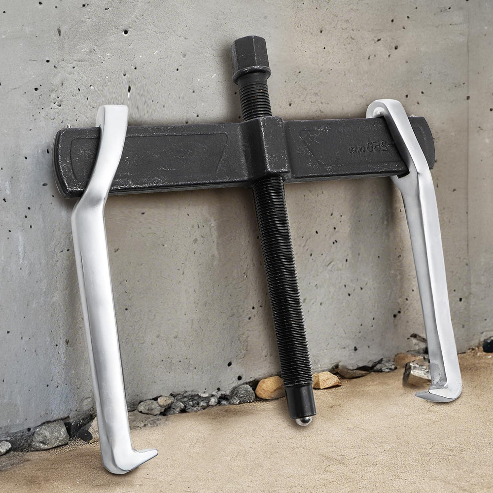 Tlence puller built from chrome vanadium steel, emphasizing durability