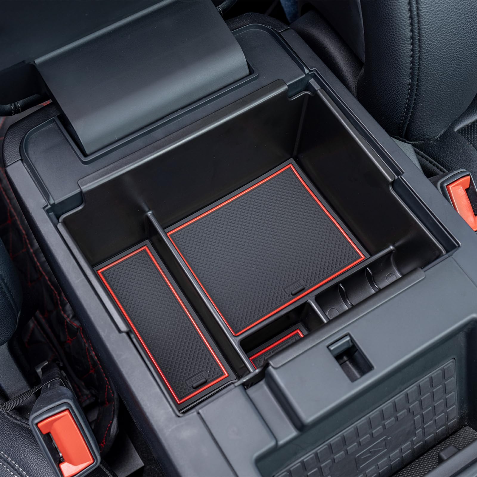 TopInstall Ford Explorer wide bottom storage leaves space for larger items.