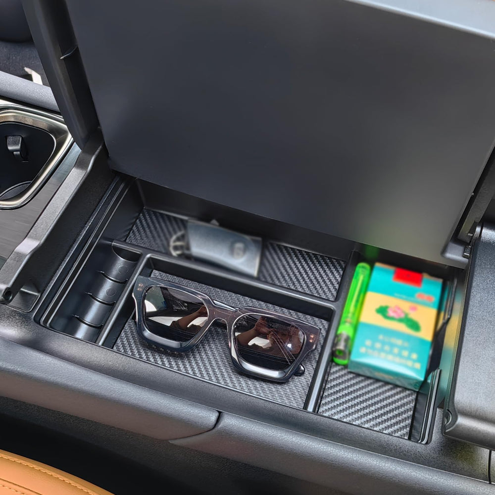 Treesiche carbon-fiber pattern trim adds a premium, modern look to the Lexus RX interior.