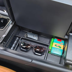 Treesiche carbon-fiber pattern trim adds a premium, modern look to the Lexus RX interior.