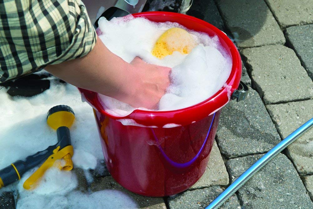 Turtle Wax Zip Wax foaming action lifts dirt smoothly