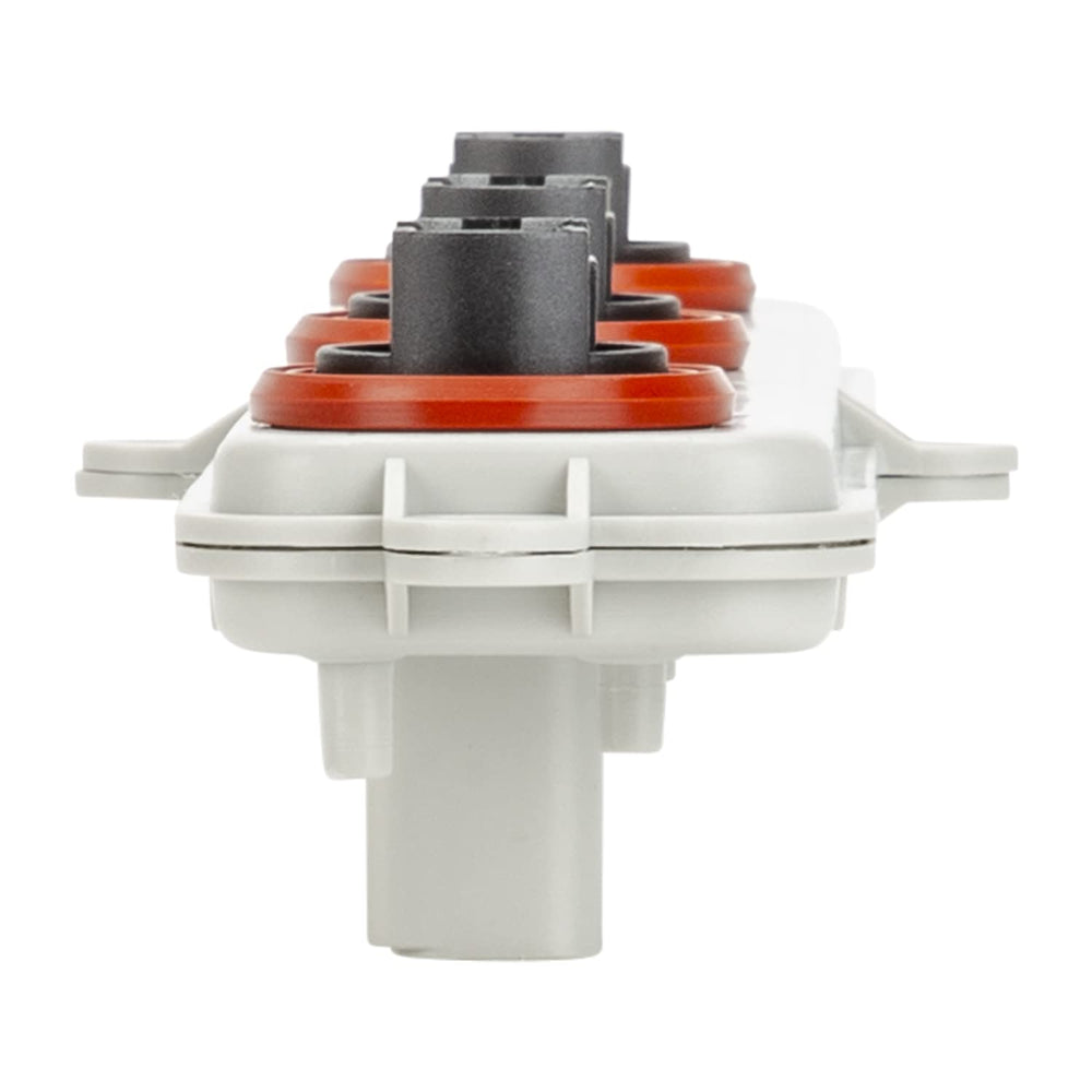 TYC tail light connector plate durability image emphasizing rigorous testing and long-lasting performance