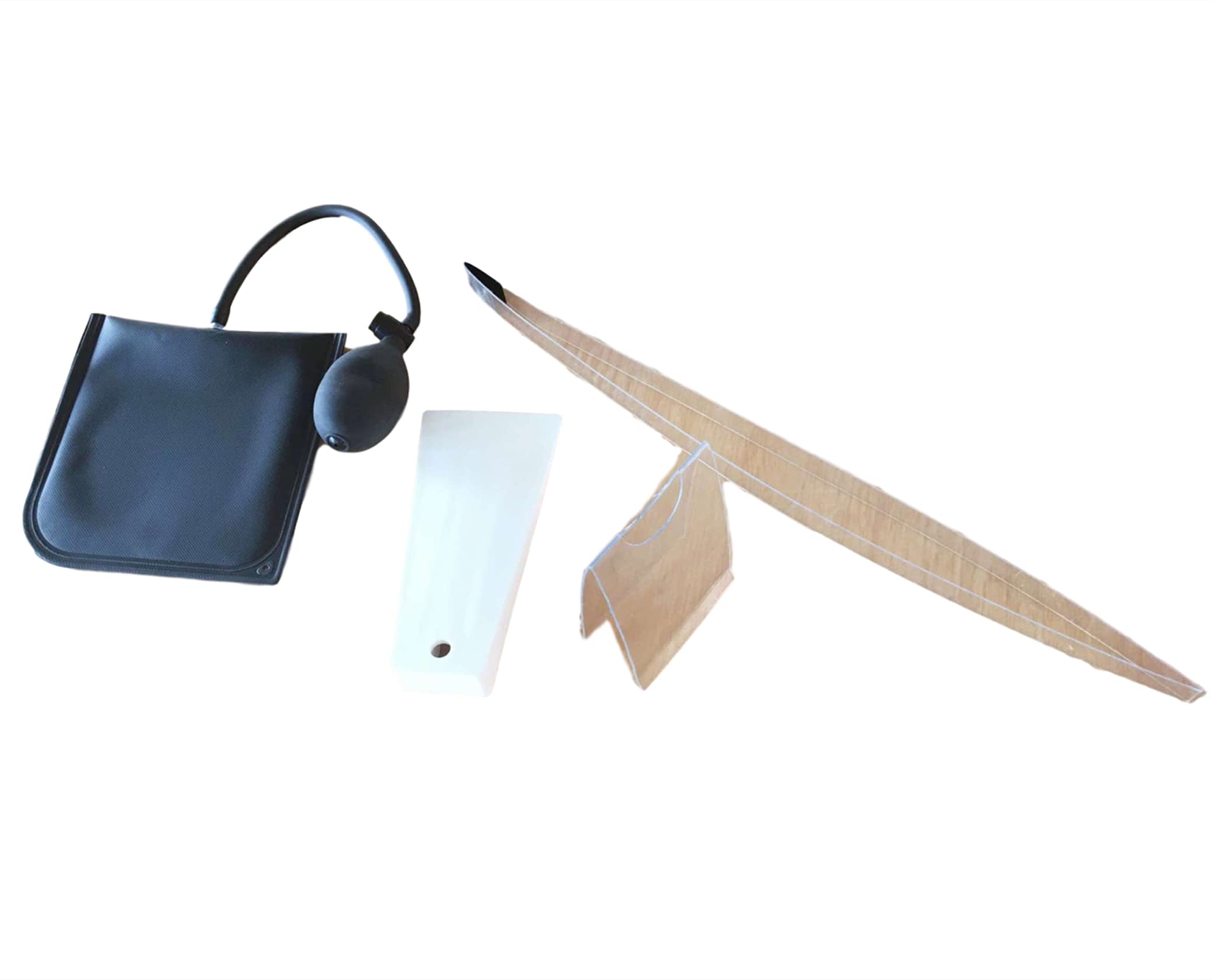 UcarSoon 32955 kit-in-use demonstrates complete emergency tool readiness.