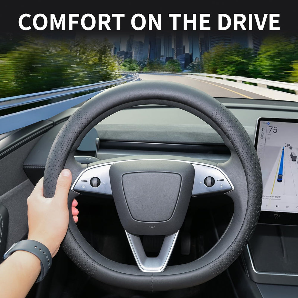 Uxcer steering wheel cover protects against sun fade and wear.