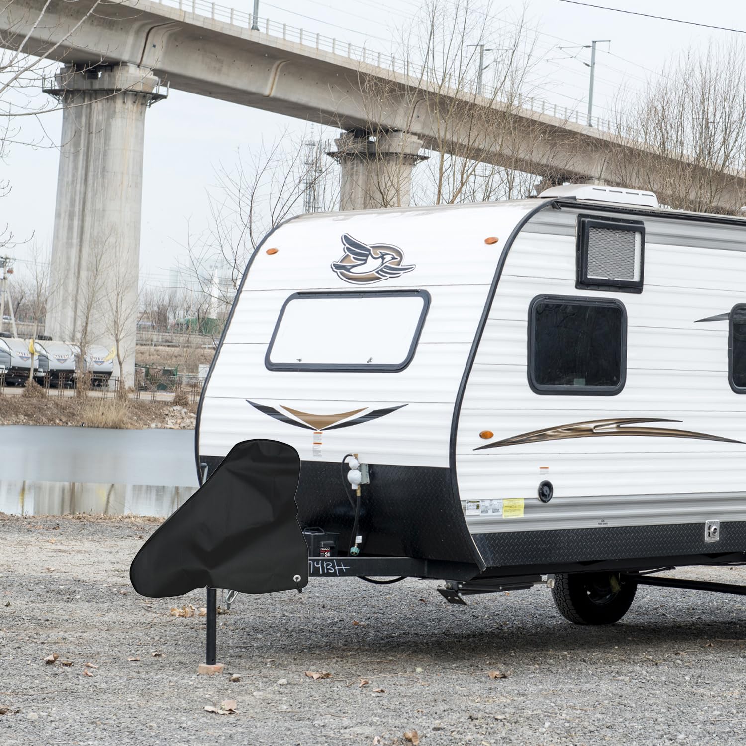 Vainlley caravan cover delivering dust-proof protection on long trips