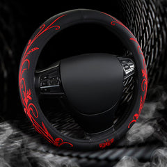 Vaitarkli microfiber texture close-up emphasizing breathable comfort and anti-slip grip for sweaty hands