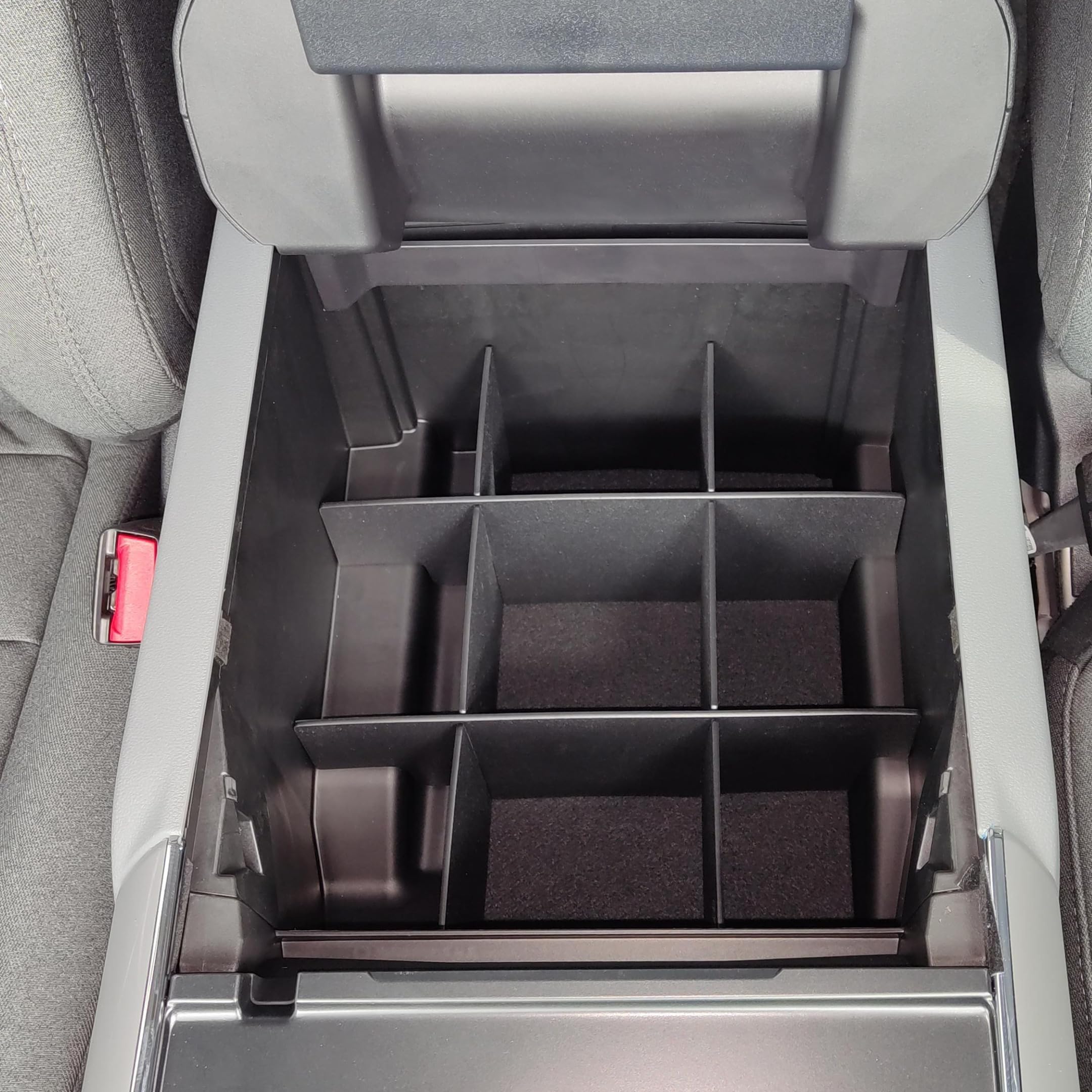 Vehicle OCD SLX197 tool-free installation emphasizes convenience and immediate appreciation.