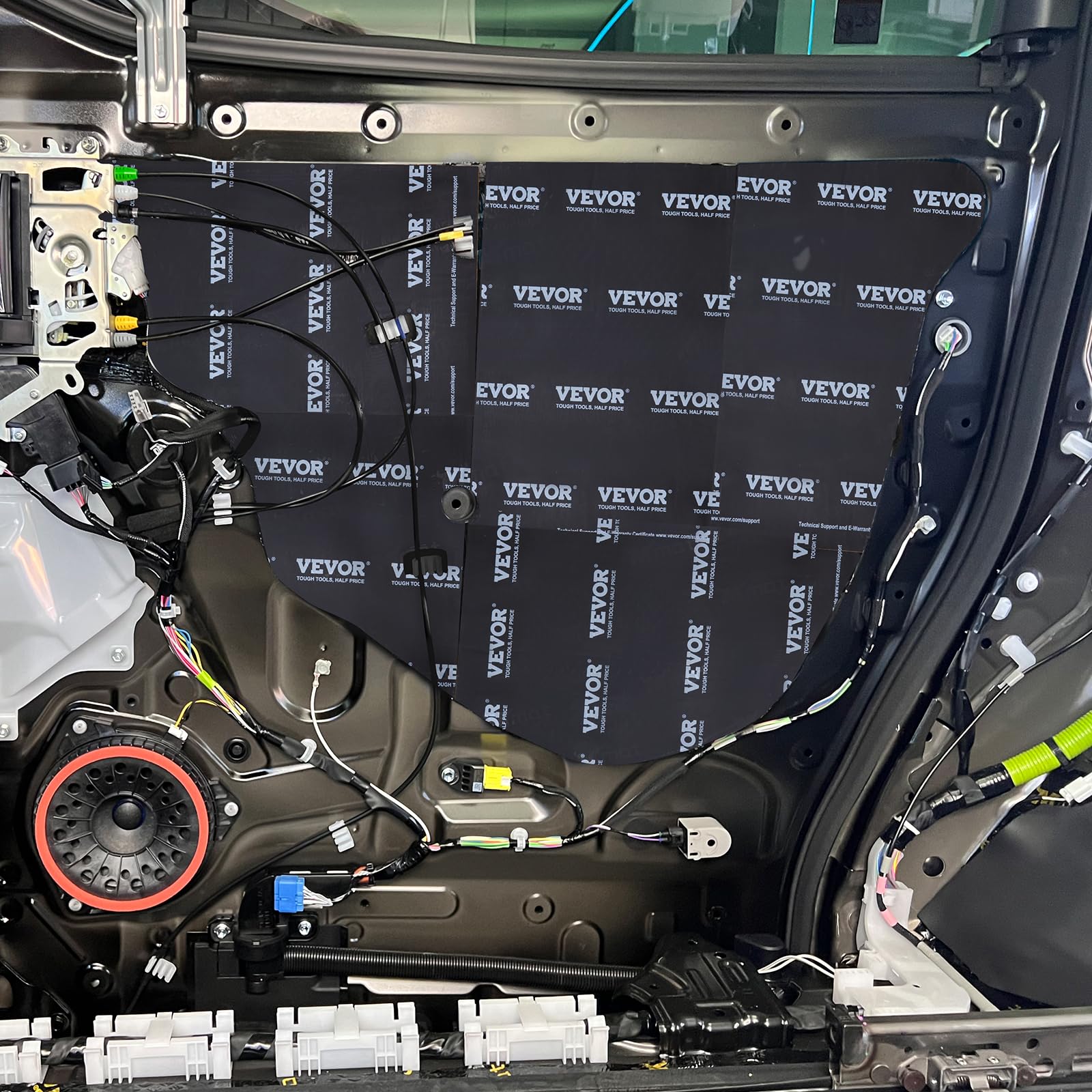 VEVOR 24-piece set provides ample coverage across multiple panels.