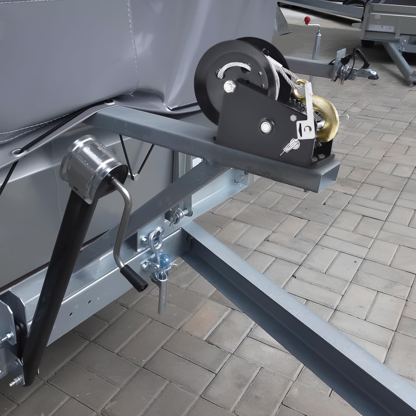 VEVOR boat trailer use makes loading smoother and more predictable.