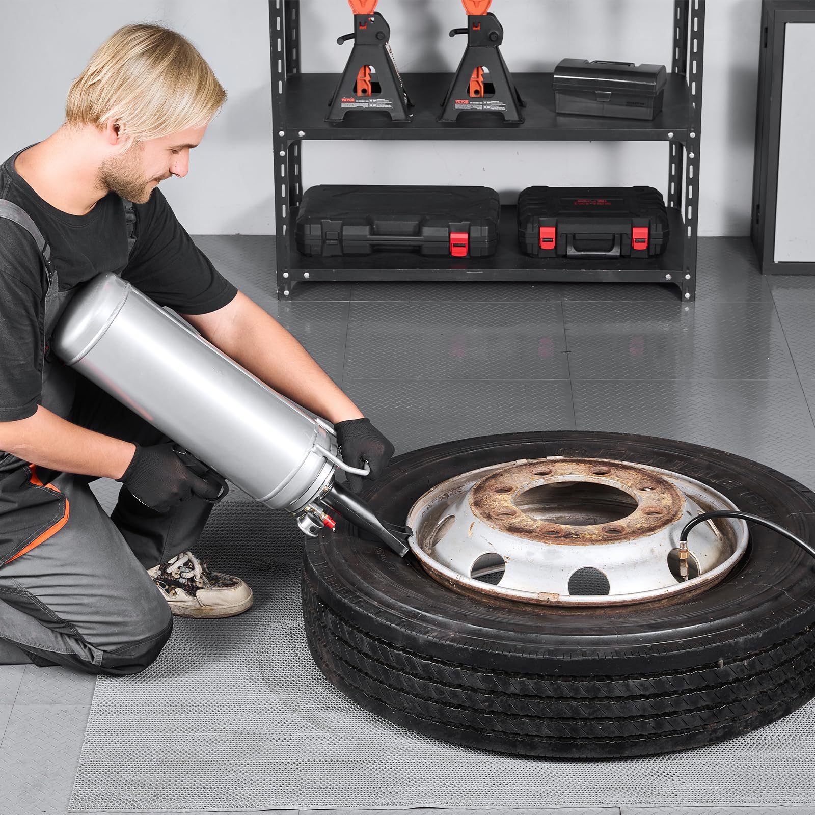 VEVOR lightweight compact design offers easy transport and storage in vehicles.