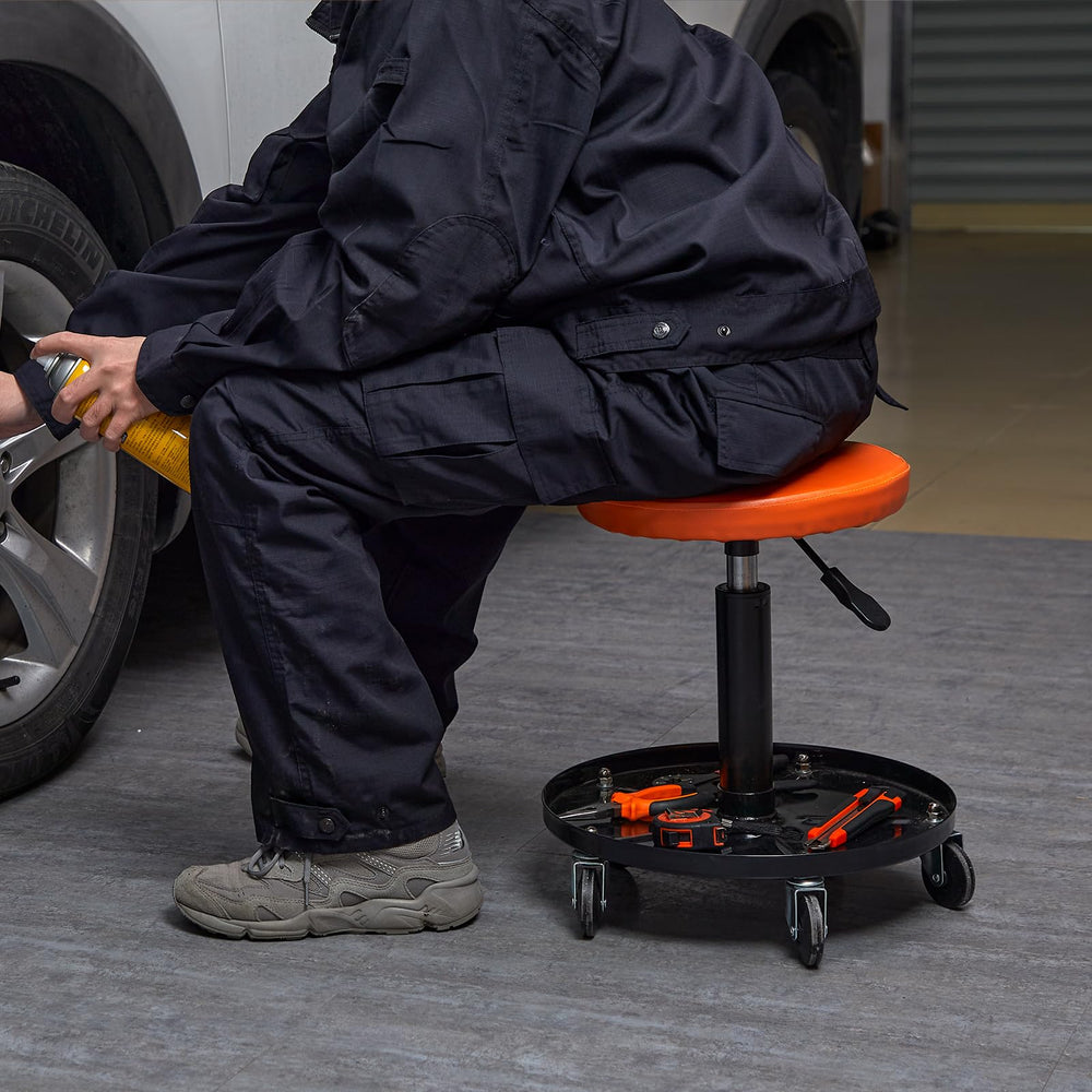 VEVOR Mechanic Stool ideal for garage and workshop use