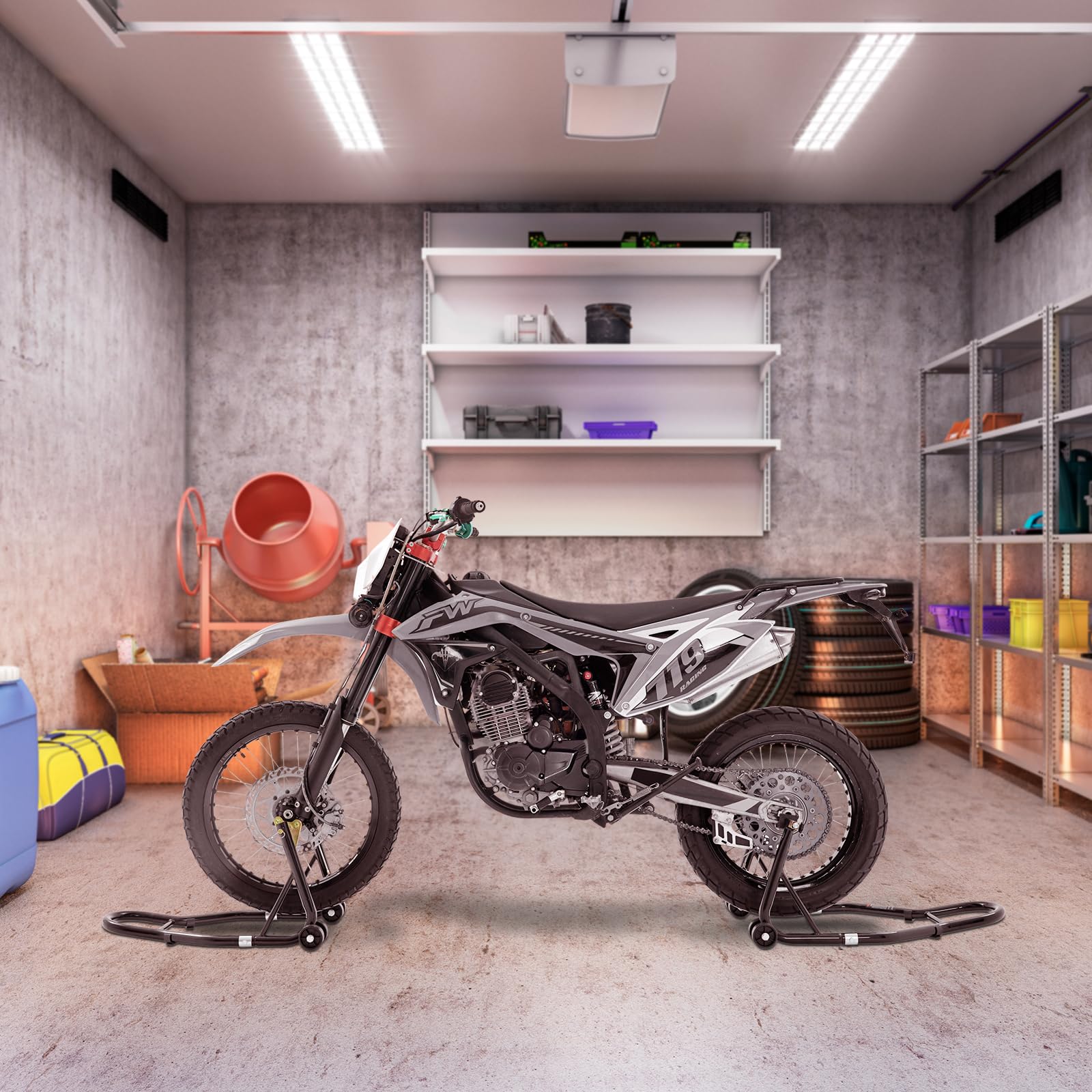 VEVOR stand showing compatibility with Yamaha, Honda, Kawasaki, Suzuki