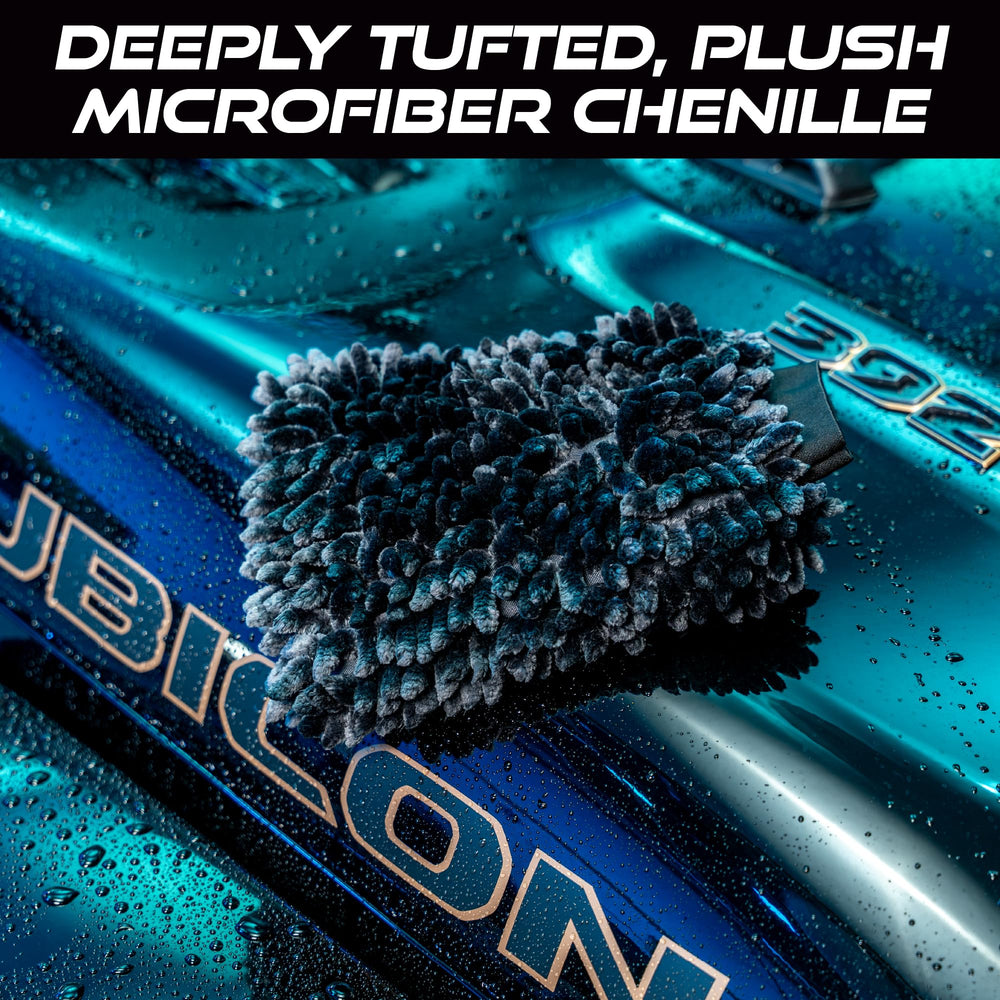 VIKING Car Wash Mitt microfiber strands lift dirt for a showroom-clean car.