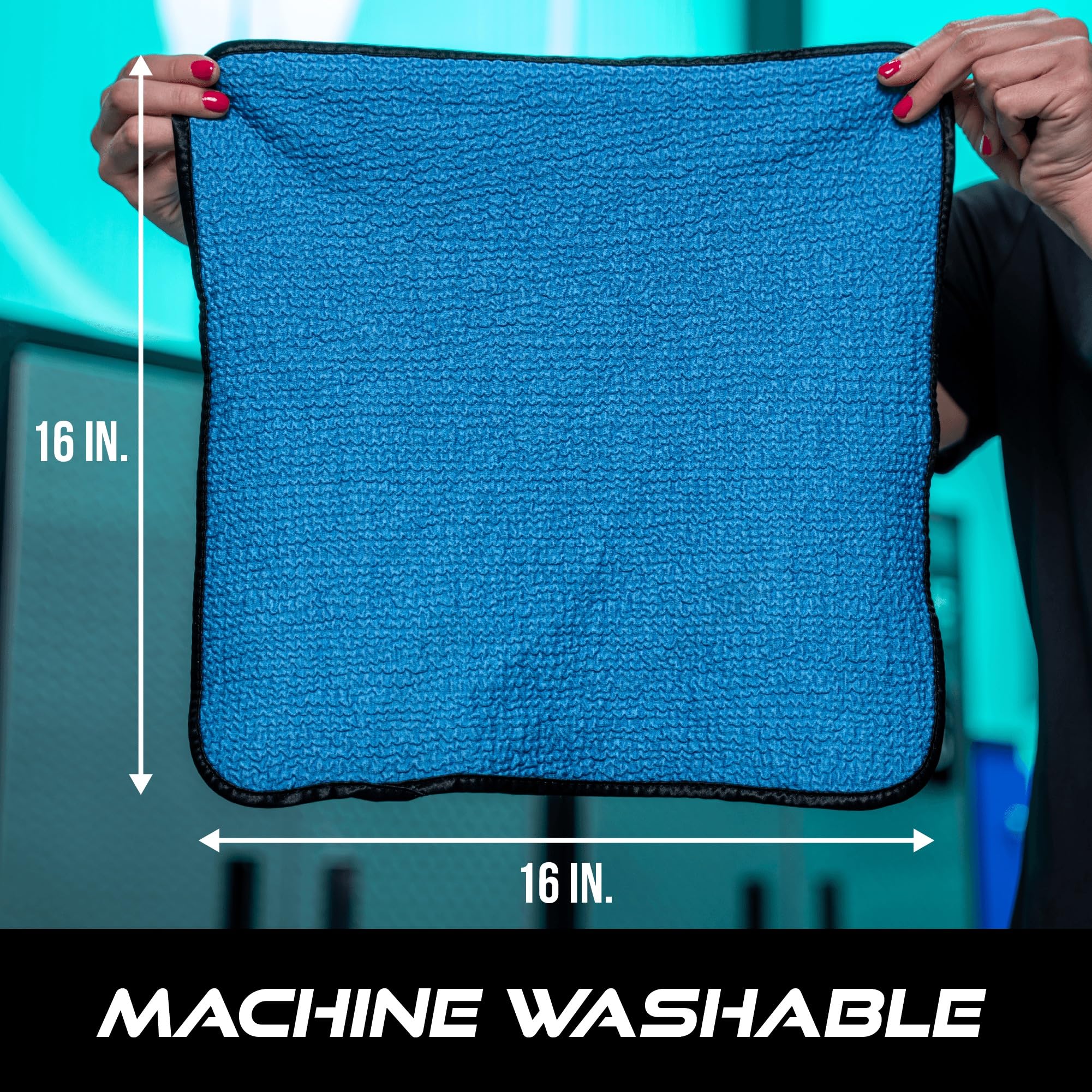 VIKING glass towel cleans mirrors, glassware, and picture frames without streaks