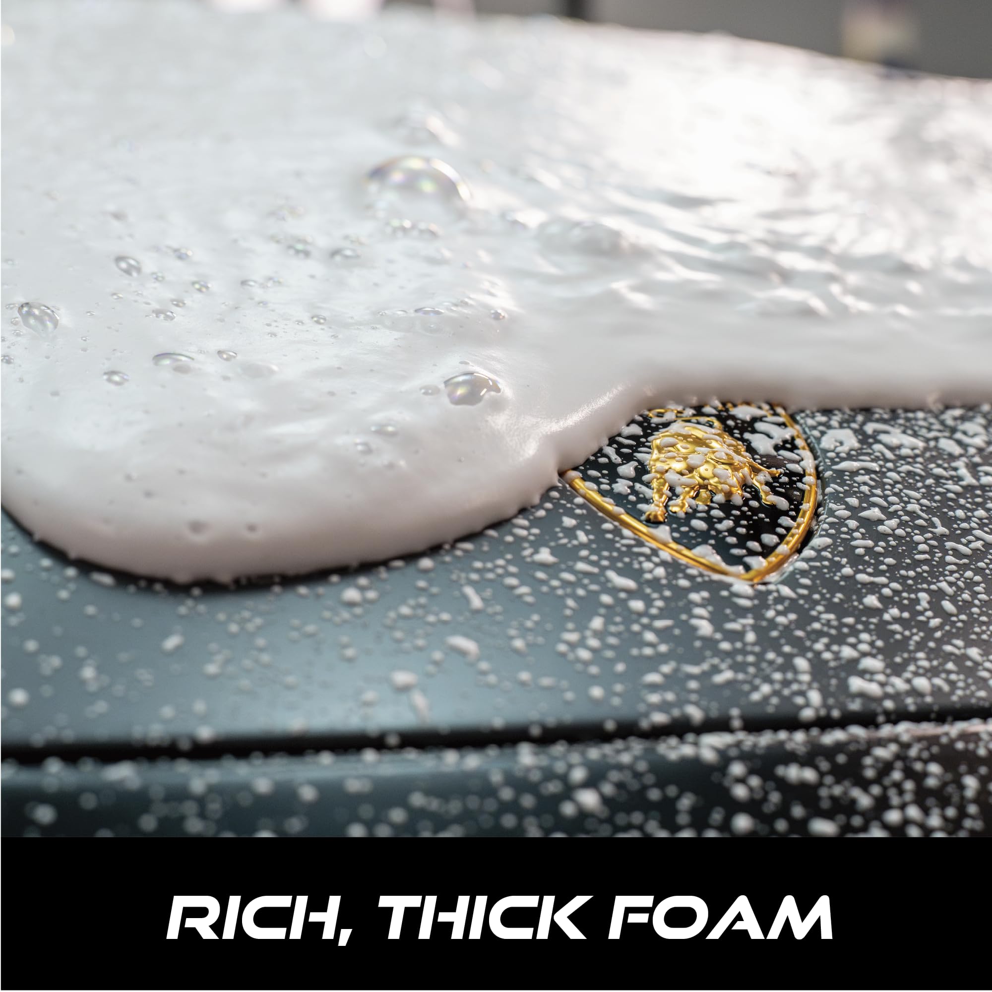 VIKING foam cannon rugged build supports frequent car detailing sessions.