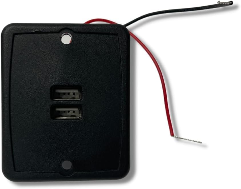 VMDLKB trailer interior panel with 5V USB charging outlet.
