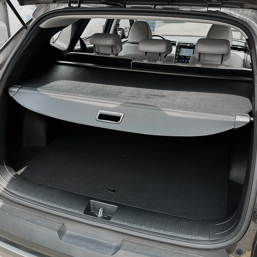 Volcaner cargo cover shields luggage from sun and prying eyes