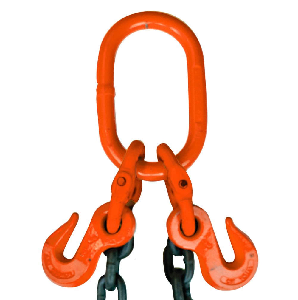 VULCAN Grade 80 chains provide rugged legs for heavy-duty towing tasks.